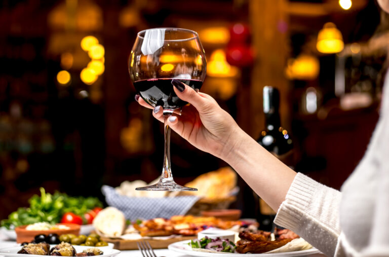 Gør Din Middag Ekstra Spændende med Særlig Vin